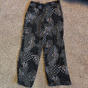 Maurices Black and White Patterned Pants